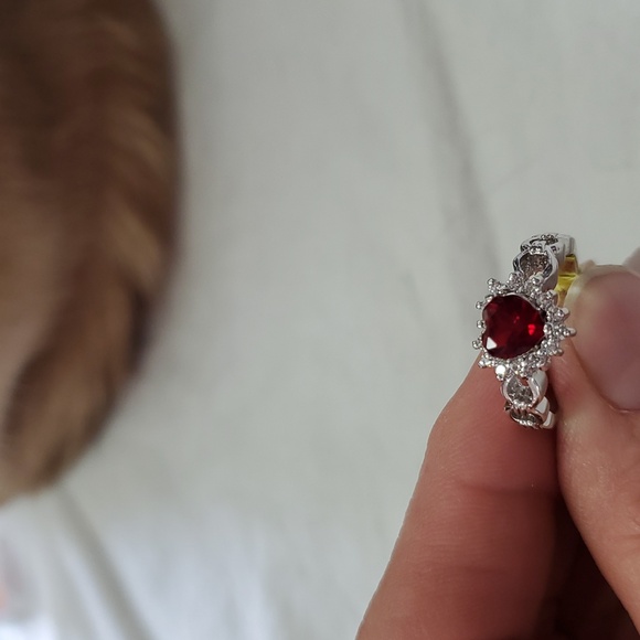 Sterling silver heart ring - Picture 3 of 5